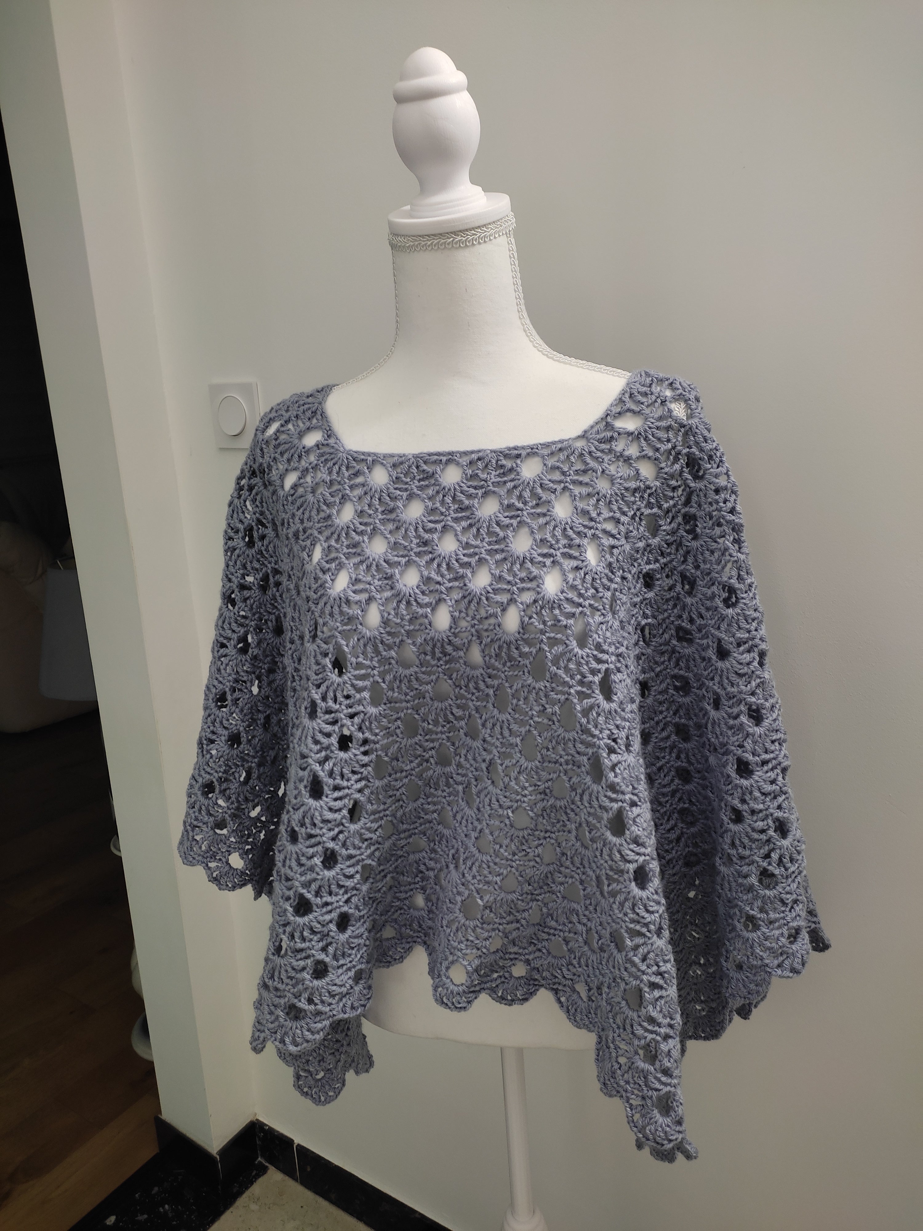 Poncho denim en laine acrylique
