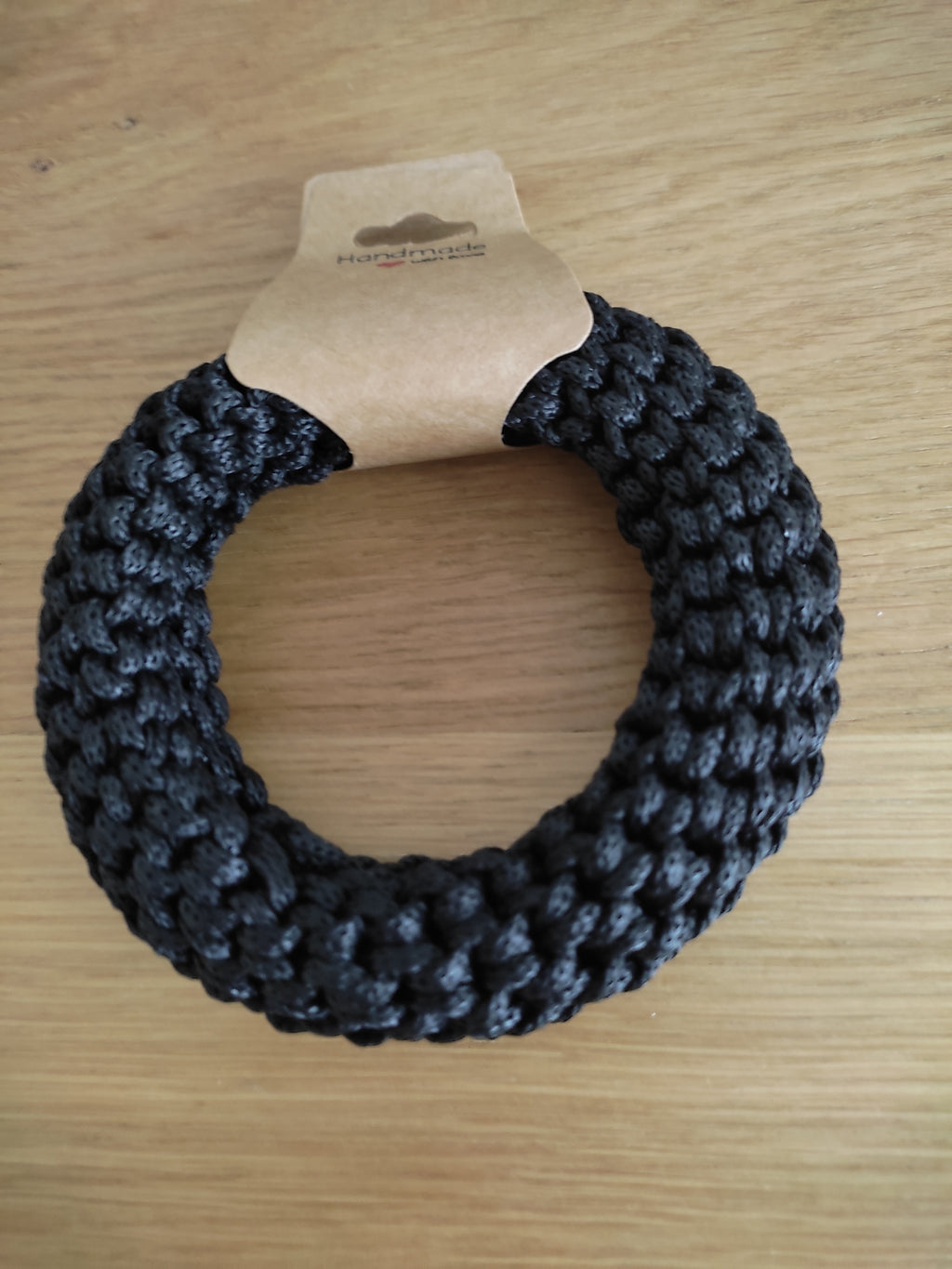 Bracelet au crochet – Noir Brillant