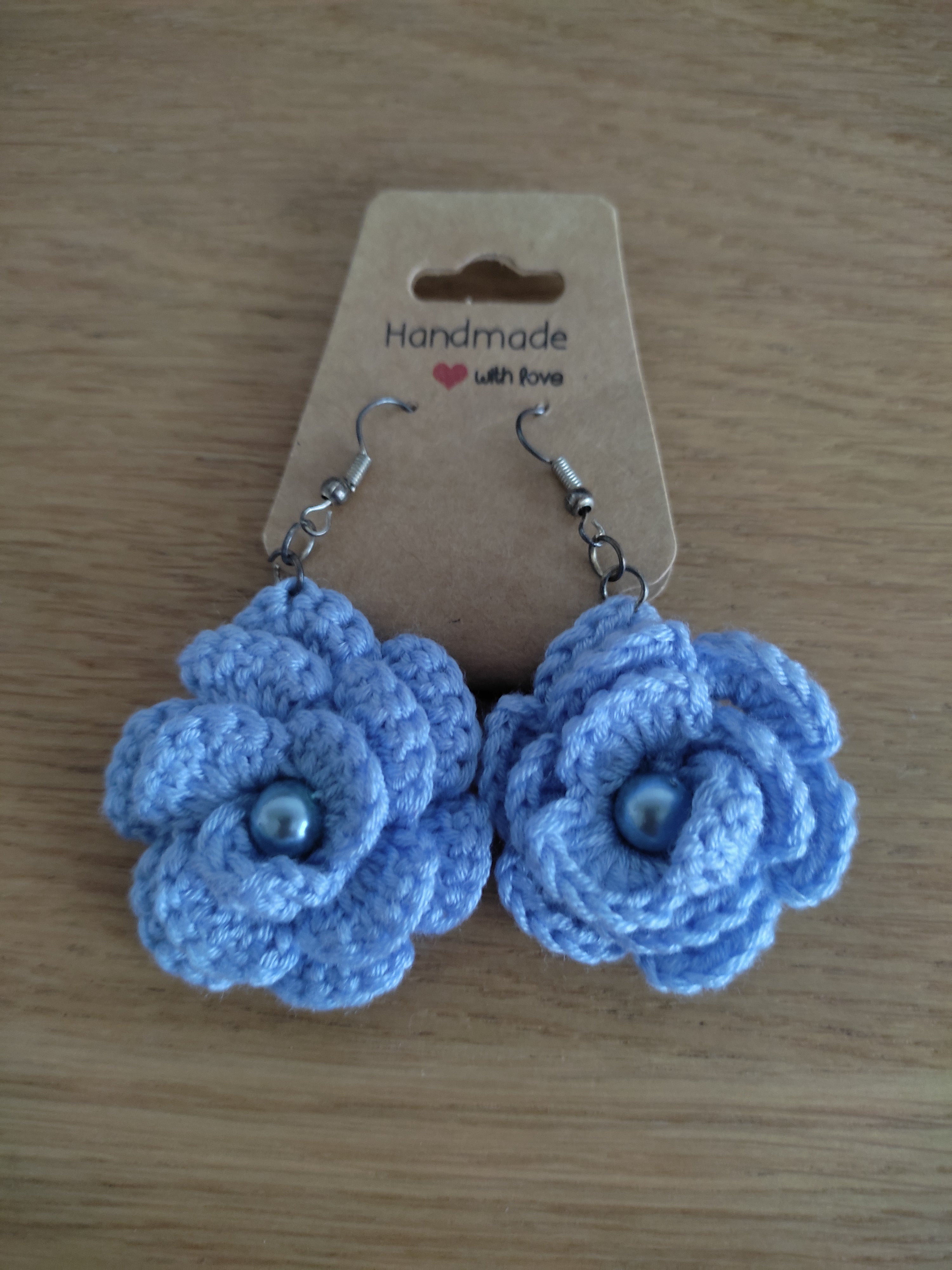 Boucles d'oreilles au crochet – Camellia Bleu Ciel & Perle